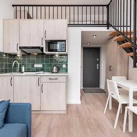 Swietokrzyska 16 Βαρσοβία