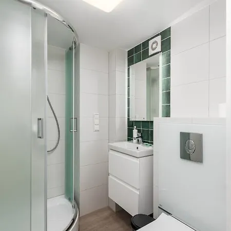 Apartament świętokrzyska 16 *